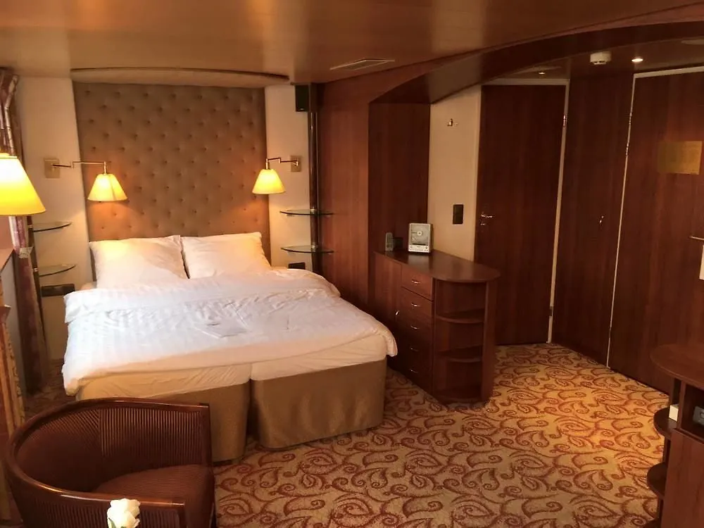 ***  Hotel Knm Ms Switzerland I - Düsseldorf Alemania