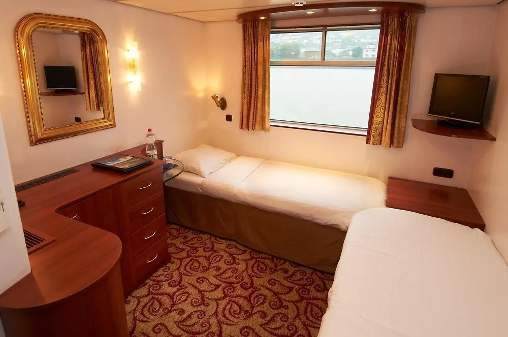 Hotel Knm Ms Switzerland I - Düsseldorf