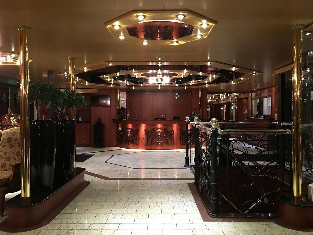 Knm Ms Switzerland I - Dusseldorf Hotel