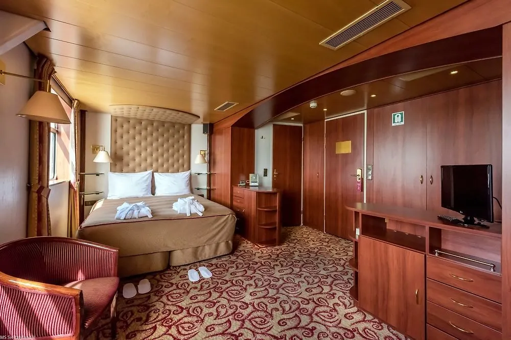Knm Ms Switzerland I - Dusseldorf Hotel
